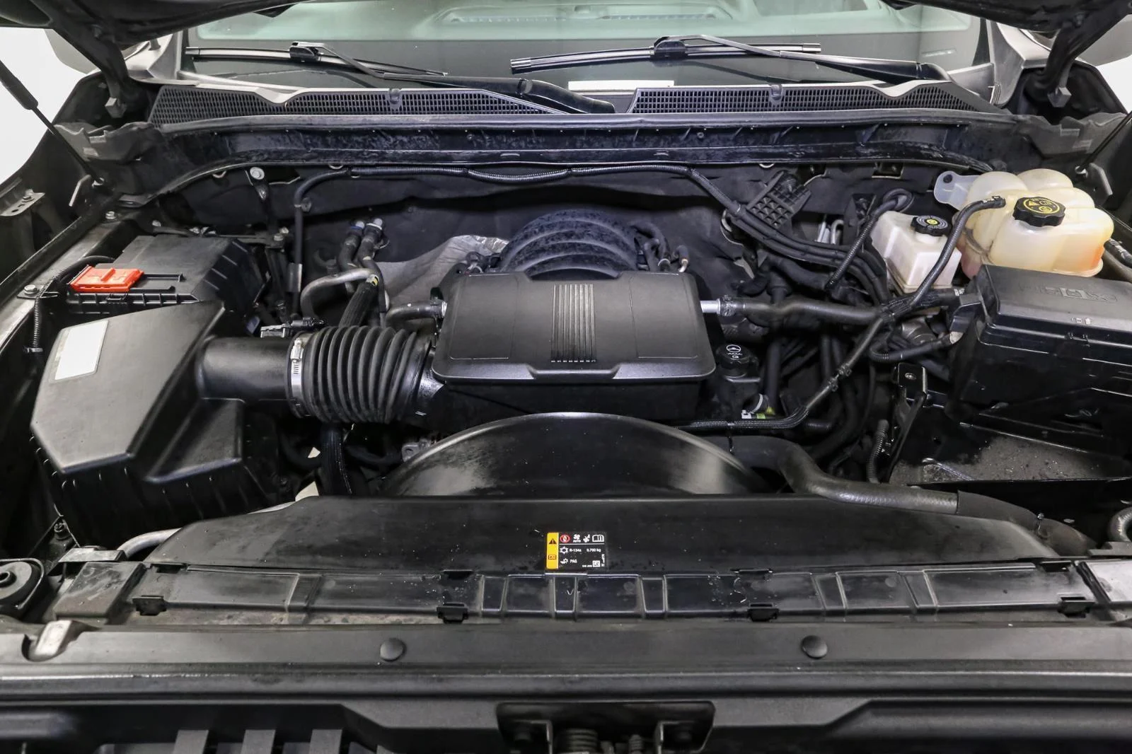Used 2021 Brownstone Metallic GMC AT4 image 17