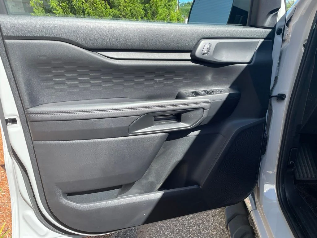 New 2026 AVALANCHE Ford XLT image 19