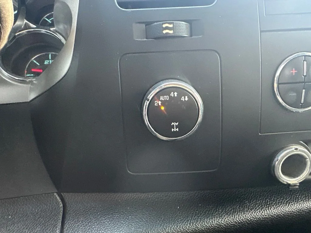 Used 2011 Red Chevrolet LT image 15