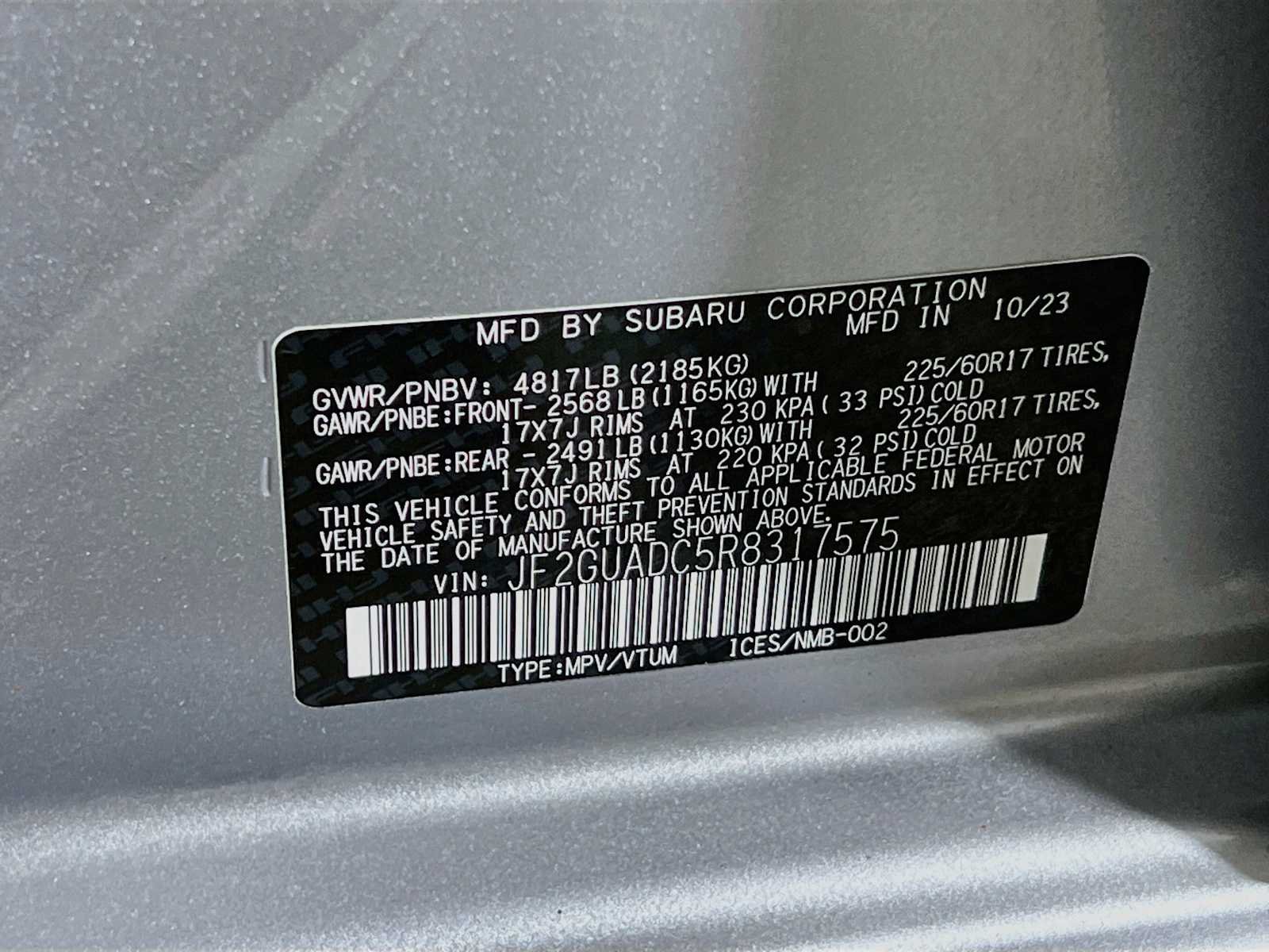 Used 2024 Ice Silver Metallic Subaru Premium image 33