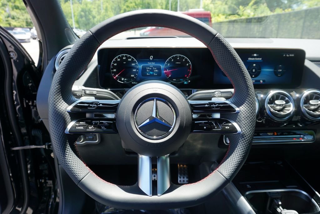 Certified Used 2026  Mercedes-Benz GLA 250 image 25