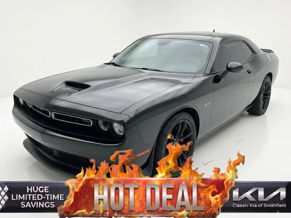 2023 Dodge Challenger R/T's photo