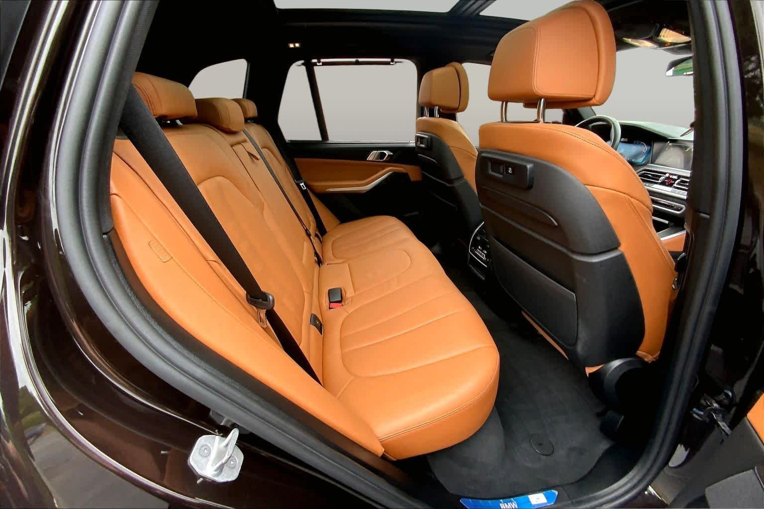 Used 2022 Sparkling Brown Metallic BMW xDrive40i image 19