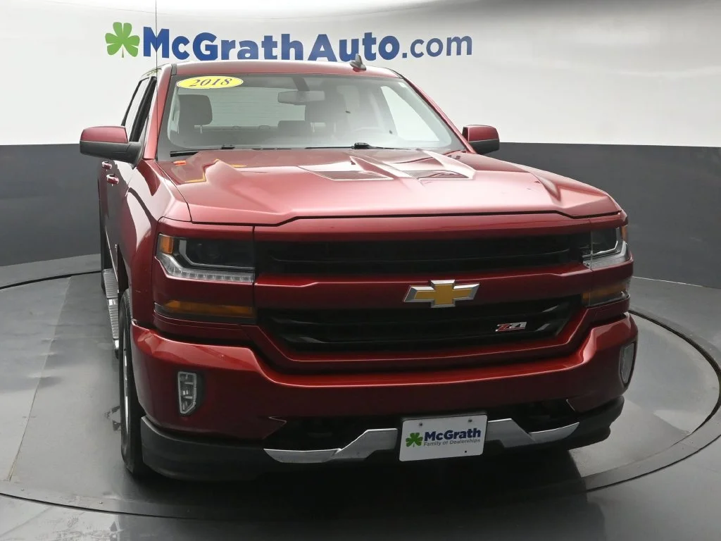 Used 2018 Red Chevrolet LT image 5