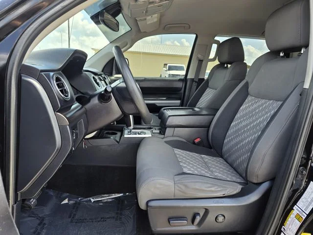 Certified Used 2019 Midnight Black Metallic Toyota SR5 image 12