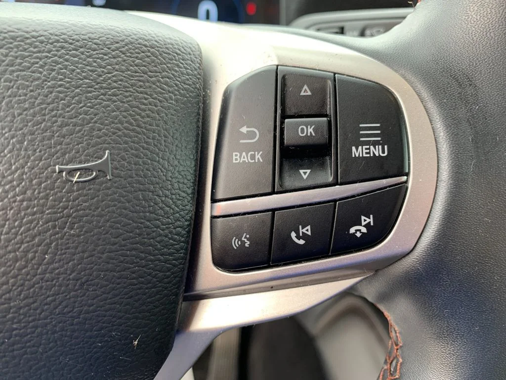 Used 2025 Blue Ford Active image 30