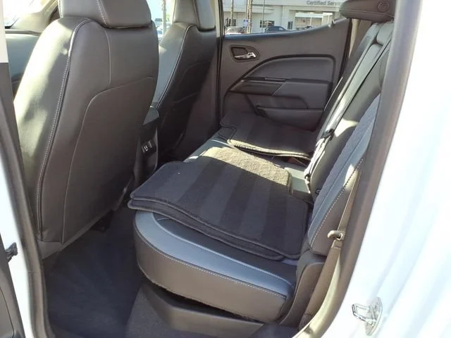 Used 2022 SUMMIT WHITE Chevrolet 2WD Z71 image 9