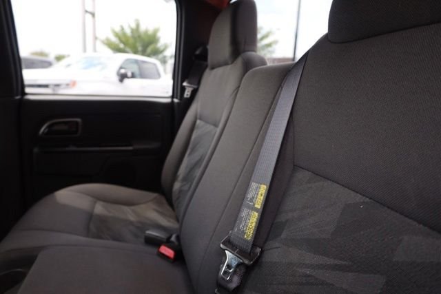 Used 2005 Red Chevrolet LS image 9