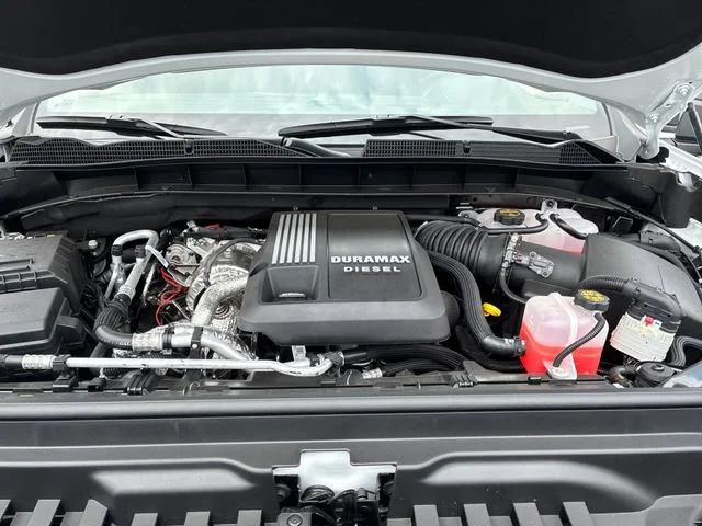 New 2026 Summit White GMC Elevation image 26