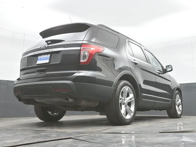 Used 2014 Black Ford Limited image 46