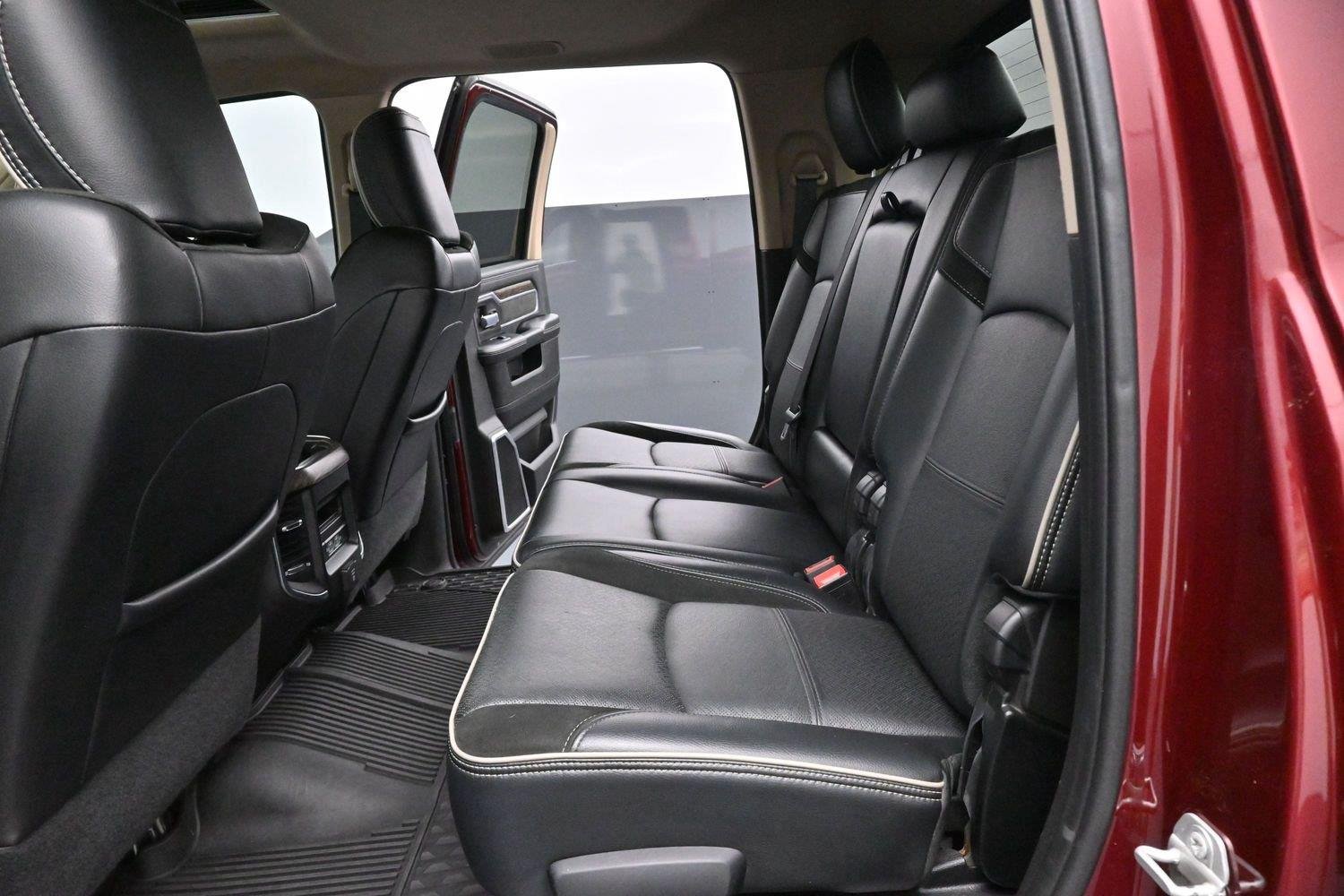 Used 2021 Delmonico Red Pearlcoat Ram Laramie image 31