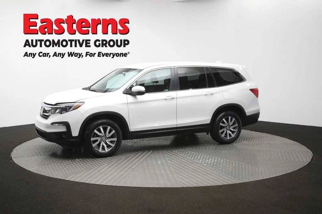 Used 2021 White Honda EX image 57