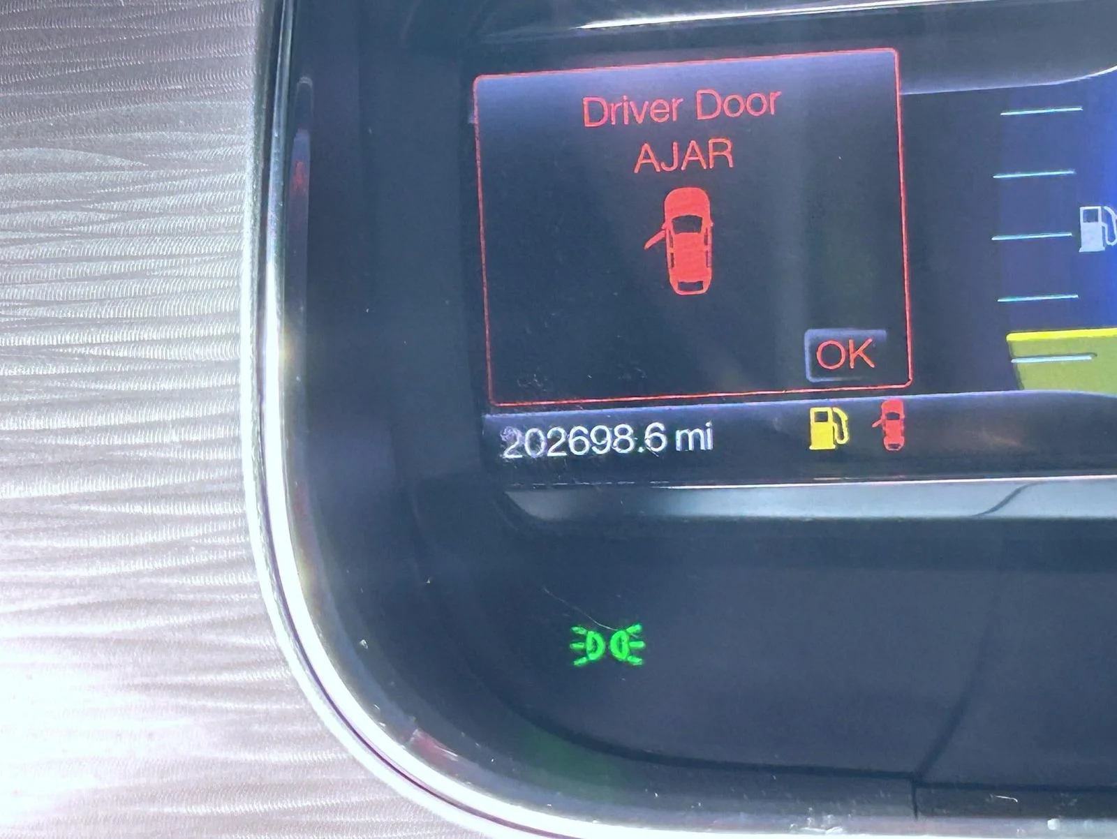 Used 2013 Gray Ford SEL image 12
