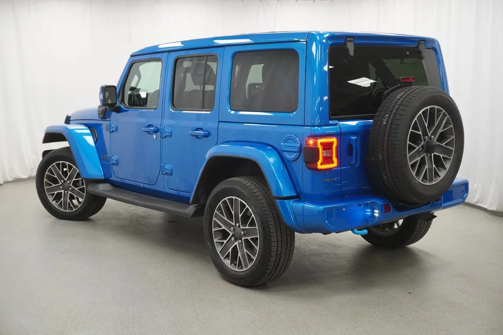 Used 2023 Blue Jeep High Altitude 4xe image 14
