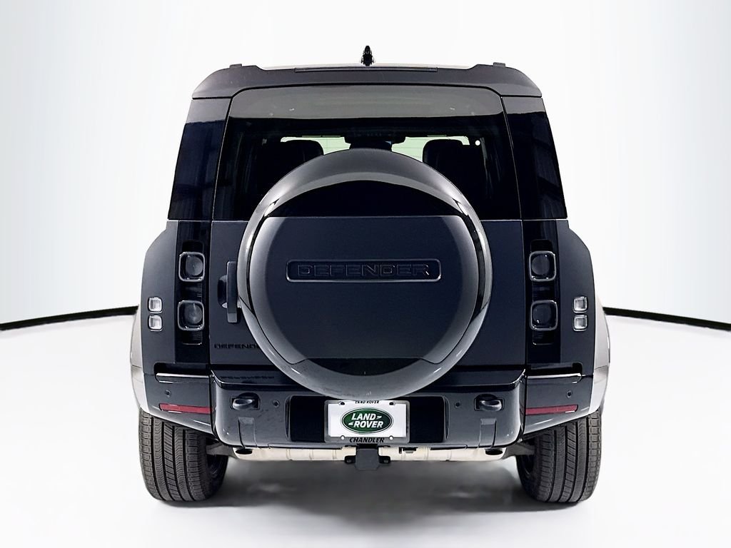 Used 2024 Carpathian Grey Premium Metallic Land Rover X image 6