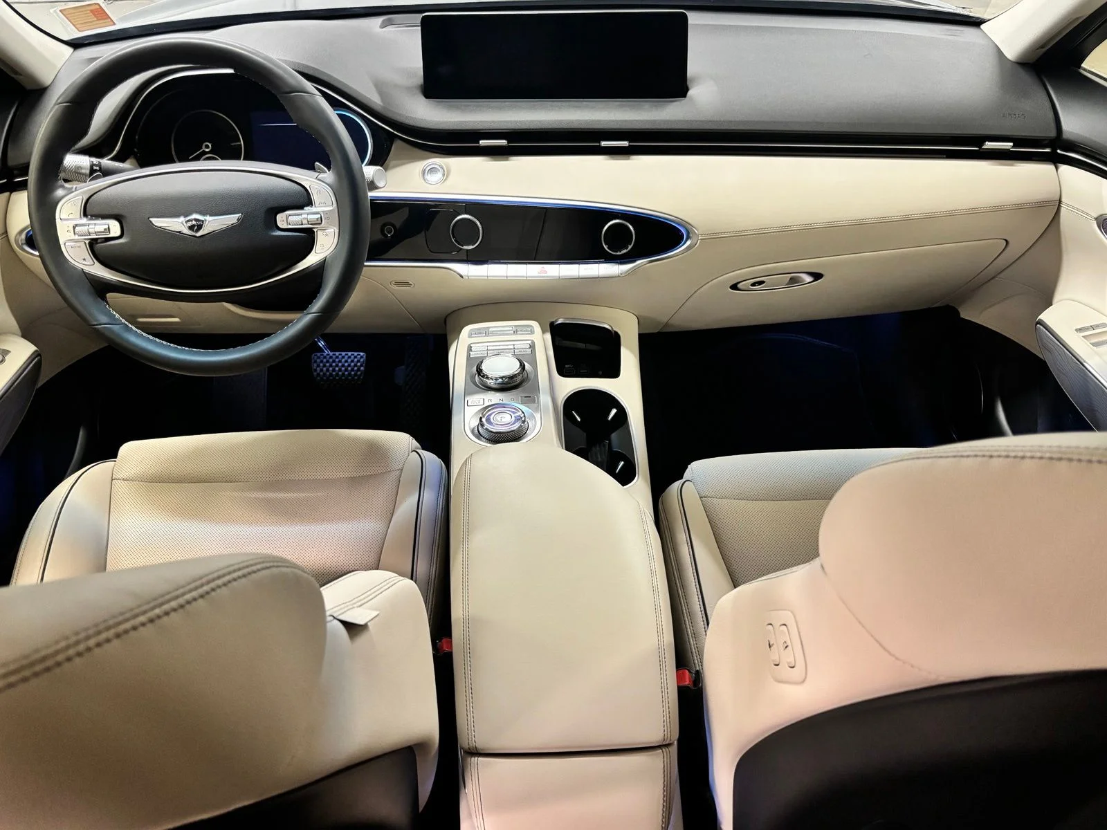 Used 2022 Gray Genesis 2.5T image 12