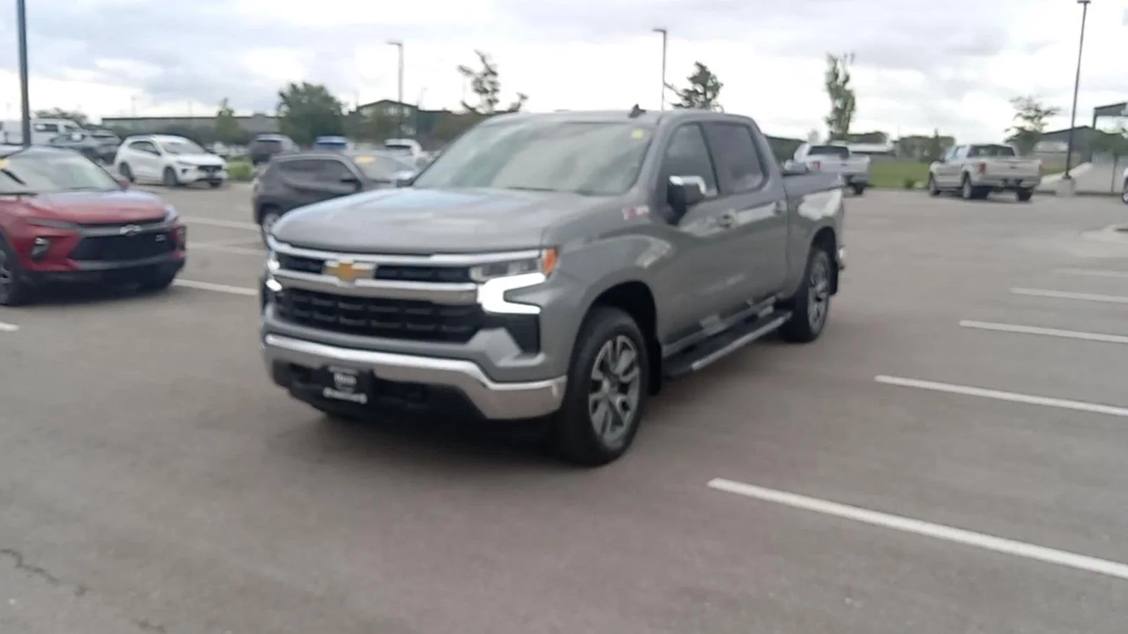 New 2026 Sterling Gray Metallic Chevrolet LT image 4