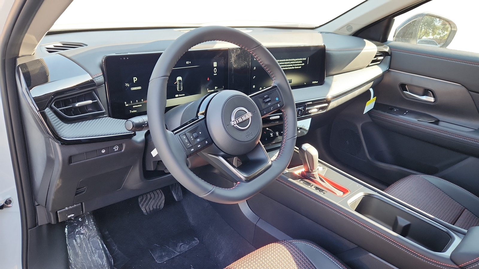 New 2026 White Nissan SR image 9