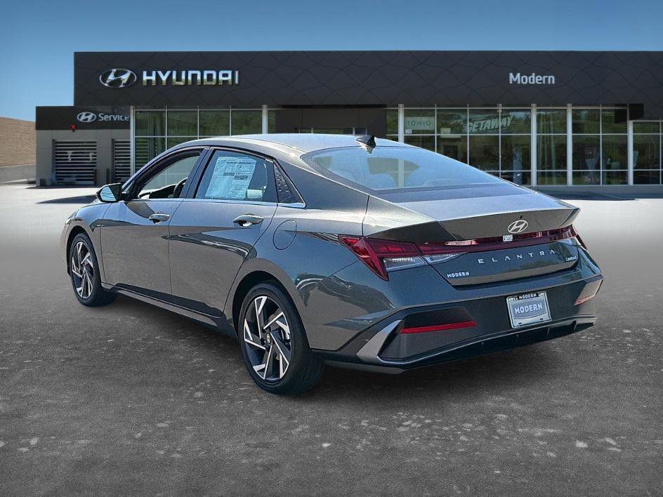 New 2026 Amazon Gray Hyundai Limited image 4