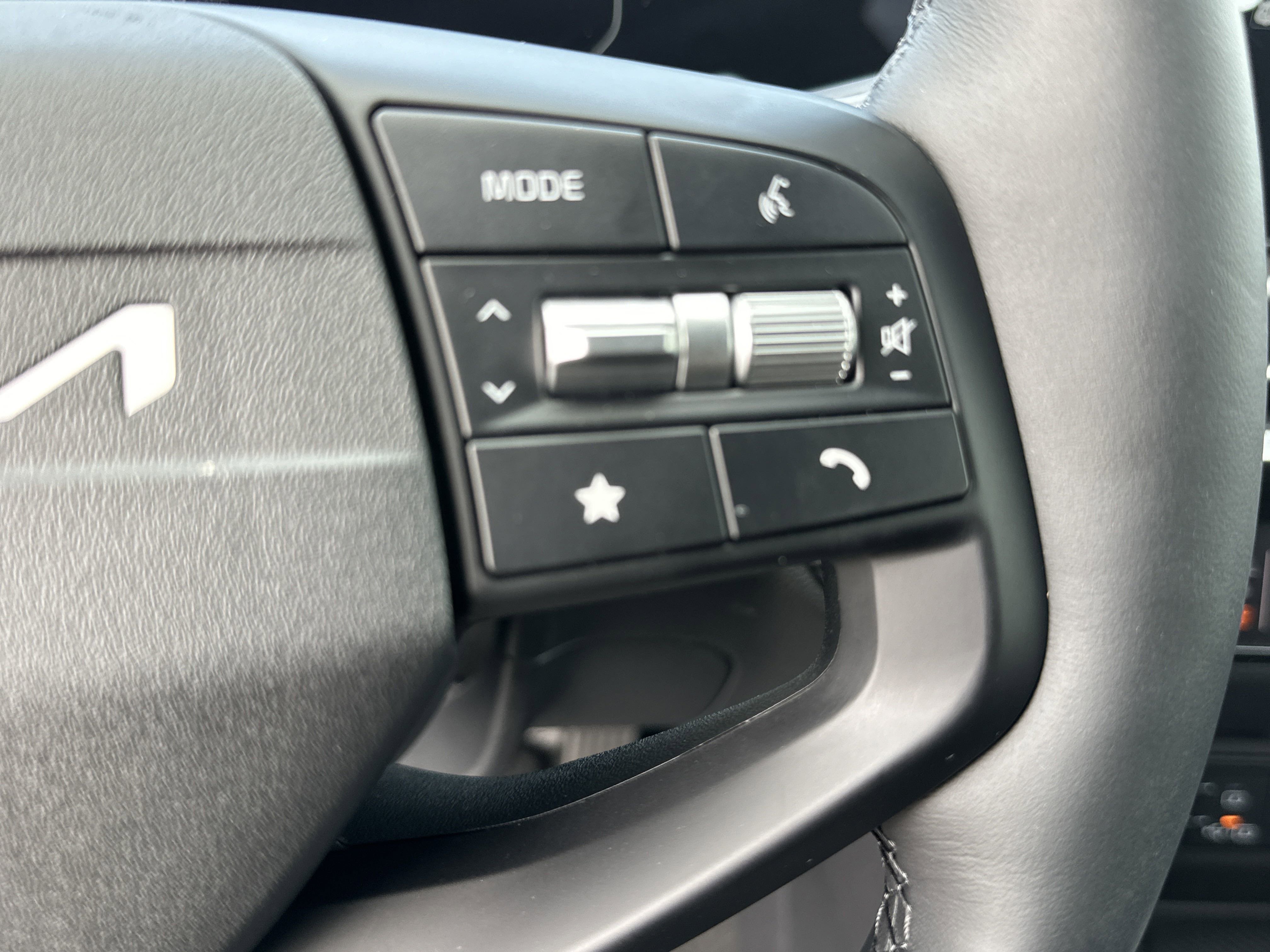 2026 Kia Sportage SX - Photo 31