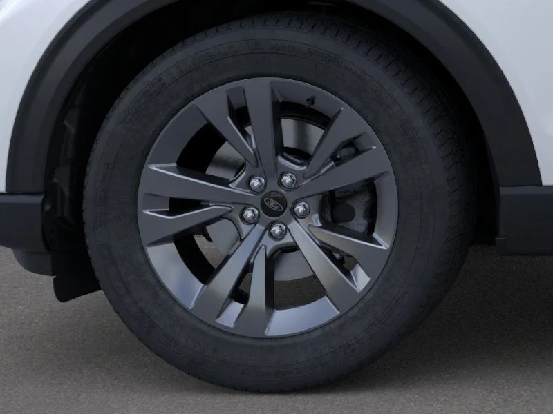 New 2026 Star White Metallic Tri-Coat Ford Active image 41