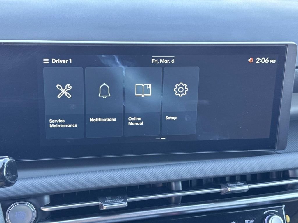 2025 Hyundai Santa Cruz SE - Photo 13