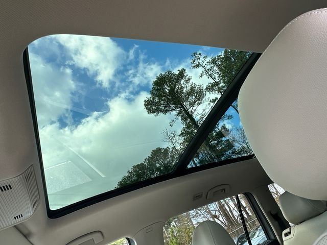New 2026 Silver Volkswagen 2.0T SE w/Technology image 35