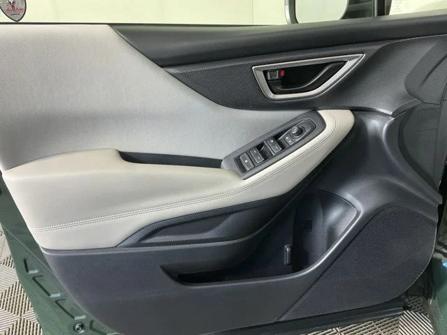 Used 2022 Green Subaru Base image 14