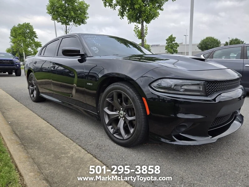 Used 2019 Pitch Black Clearcoat DODGE R/T image 10