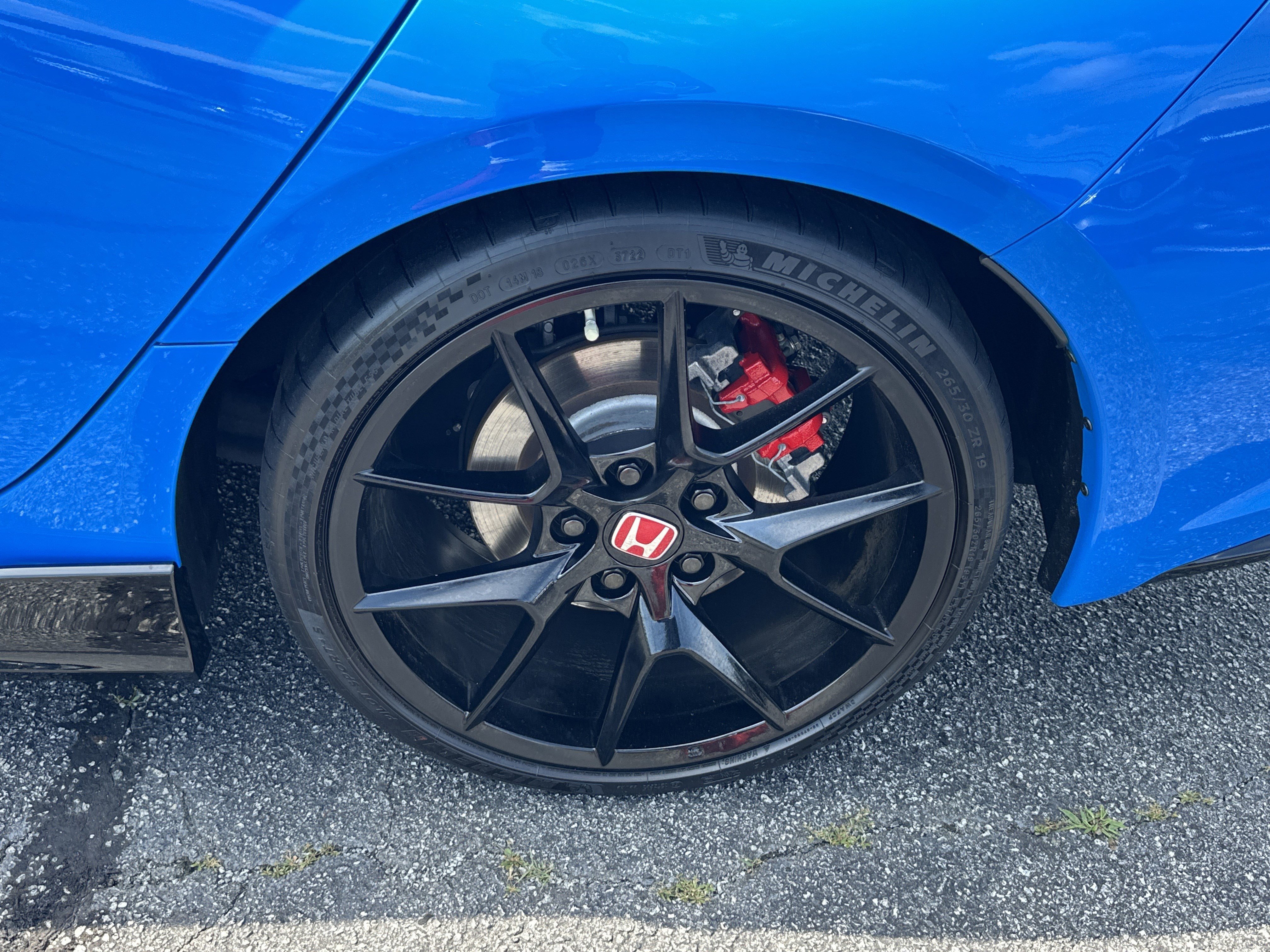 Used 2023 Boost Blue Pearl Honda  image 23