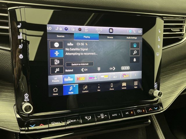 Used 2023 Diamond Black Crystal Pearlcoat Jeep Series III image 21