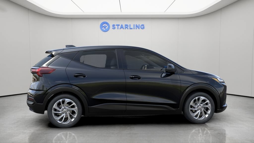 New 2027 Mosaic Black Metallic Chevrolet LT image 4