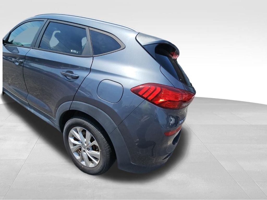 Used 2019 Gray Hyundai Value image 9