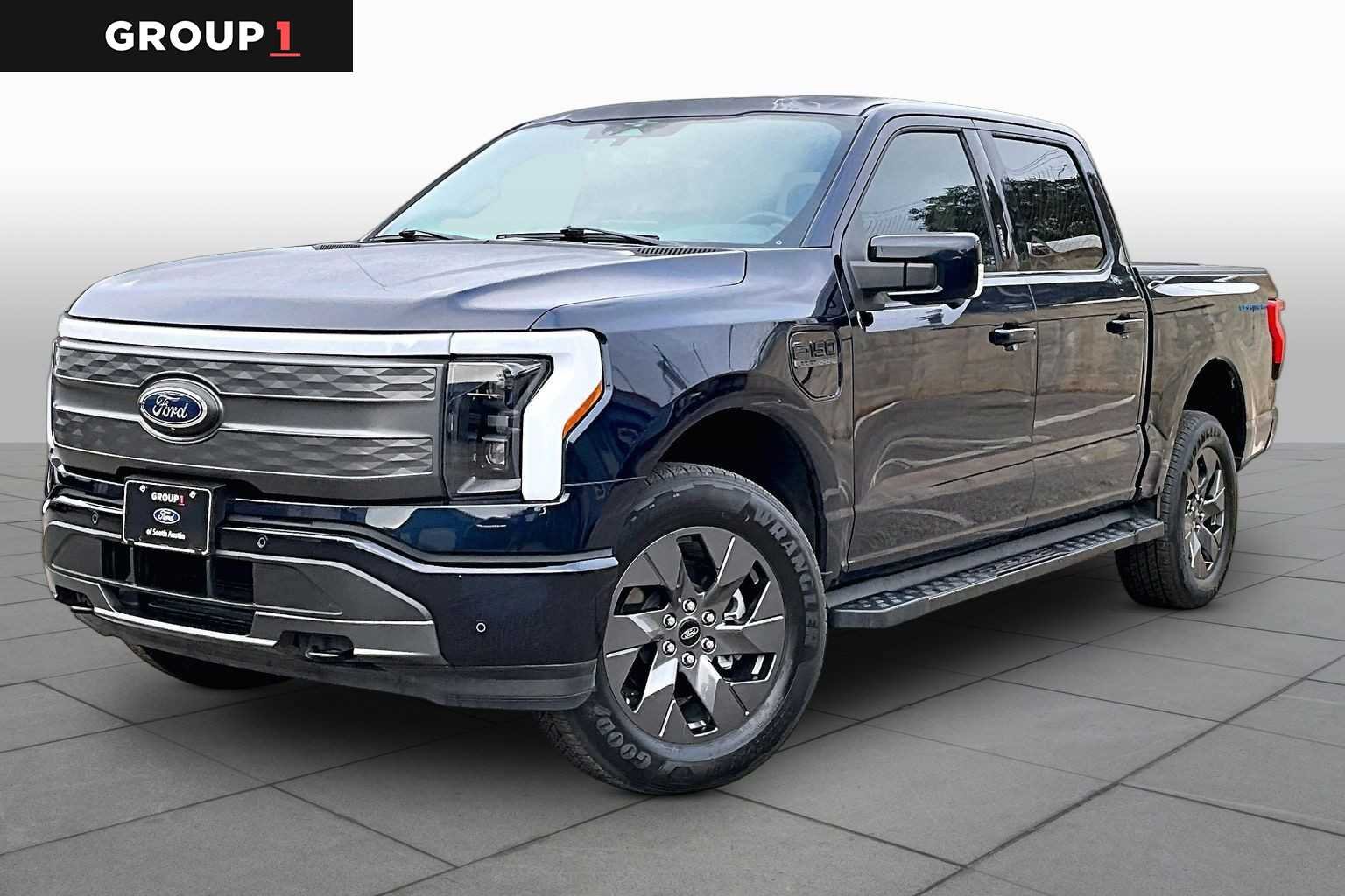 2023 Ford F-150 Lightning LARIAT