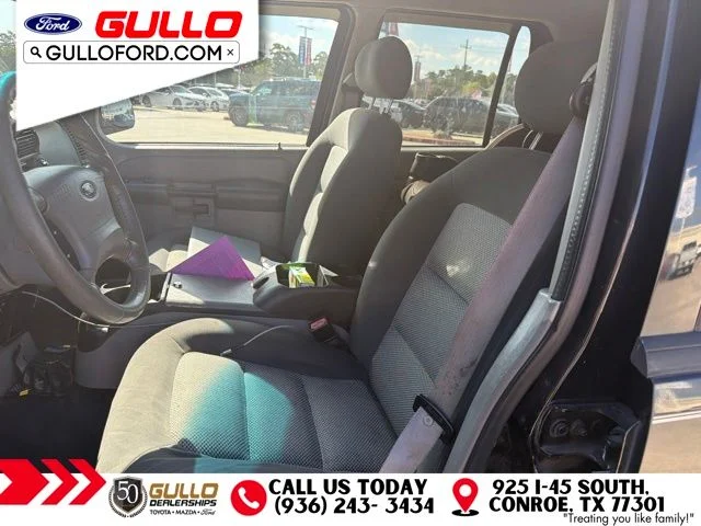 Used 2003 Cloud 9 White Clearcoat Ford XLT image 8