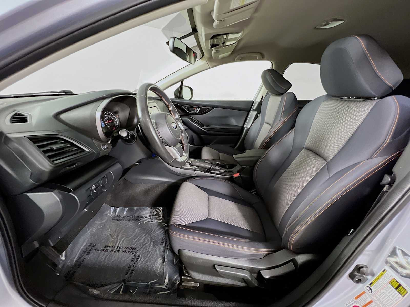Used 2018 Ice Silver Metallic Subaru Premium image 22