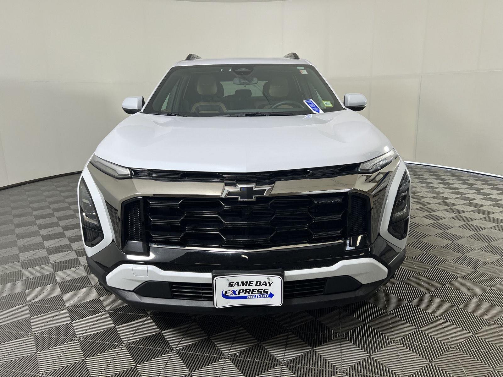 Used 2026 Polar White Tricoat Chevrolet AWD ACTIV image 30