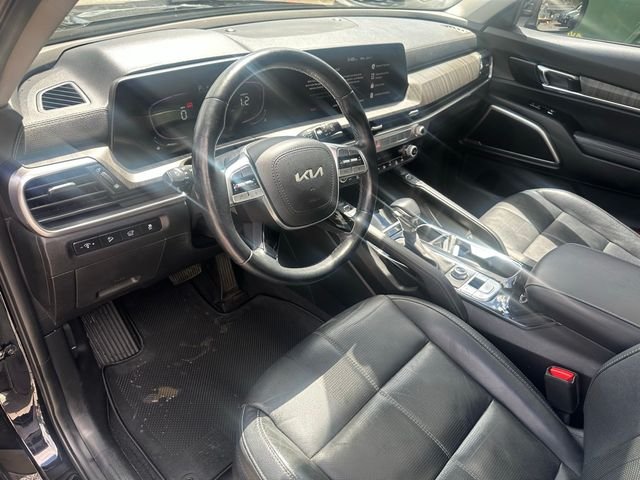 Used 2024 Ebony Black Kia EX image 9
