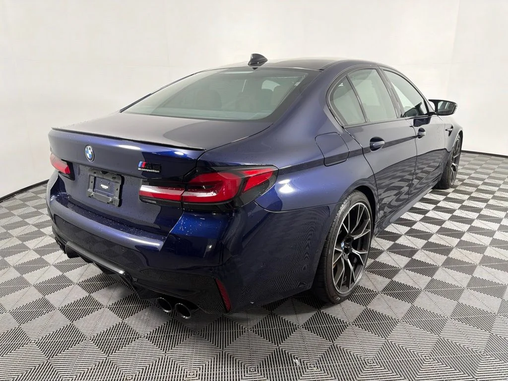 Used 2023 Tanzanite Blue II Metallic BMW Base image 5
