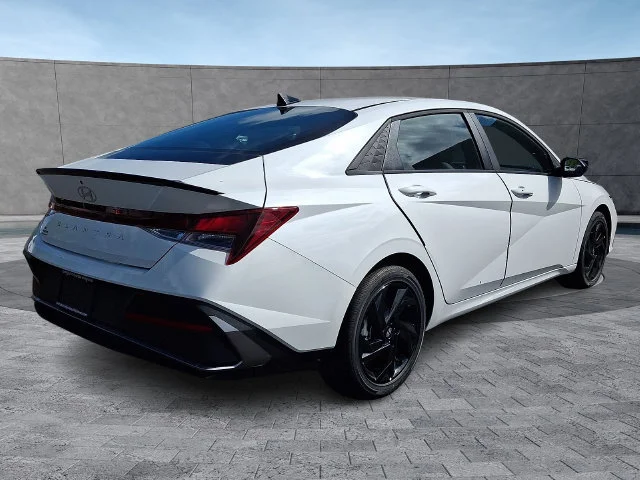 New 2026 White Hyundai SEL Sport image 4