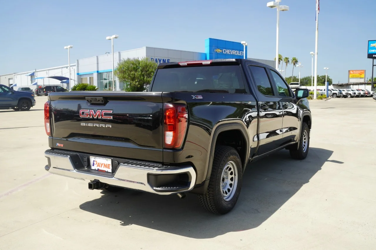 2026 GMC Sierra 1500 Pro - Photo 7