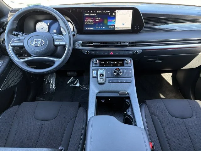 Used 2025 White Hyundai Calligraphy Night Edition image 17
