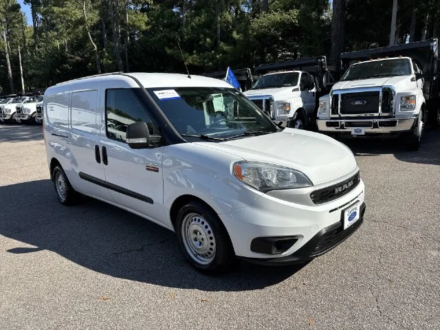 Used 2022 White Ram Base image 2