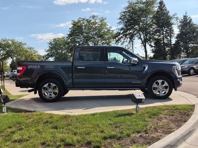 Used 2021  Ford Platinum image 8