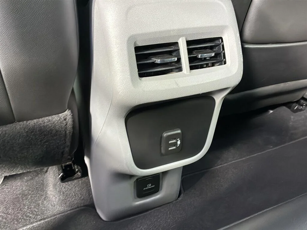 Used 2019 Quicksilver Metallic GMC SLT image 19