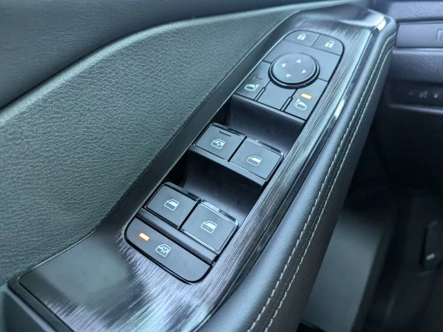 New 2027  Nissan SV image 24