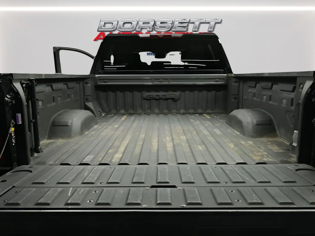Used 2024 Onyx Black GMC AT4 image 7