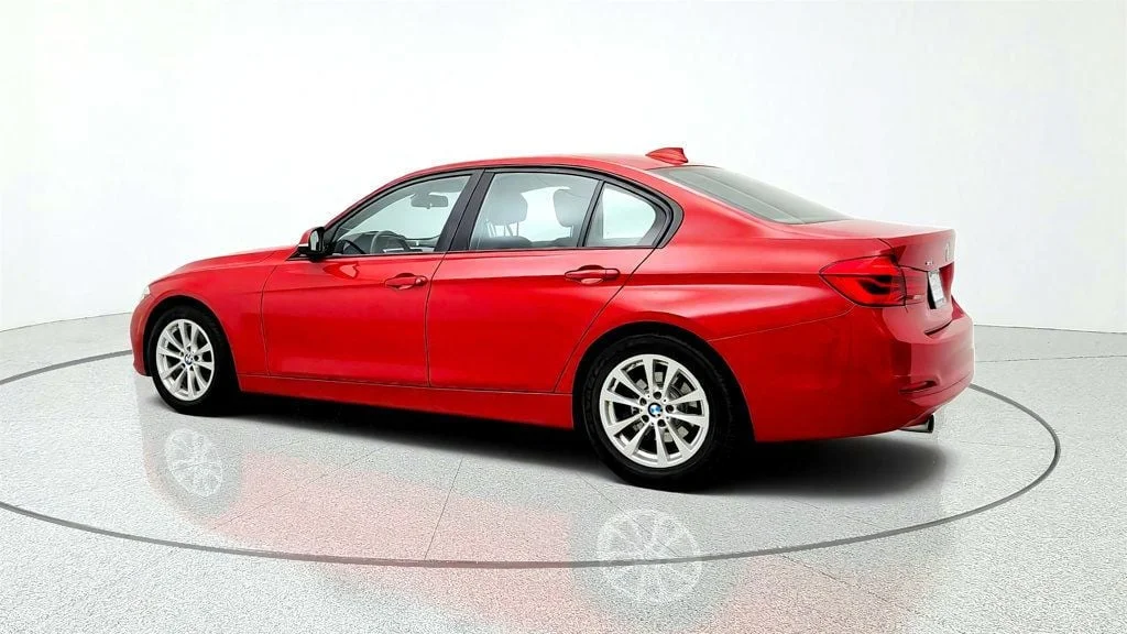 Used 2016 Melbourne Red Metallic BMW Sdn 320i xDrive AWD w/ Premium Pkg & Heated Seats image 7