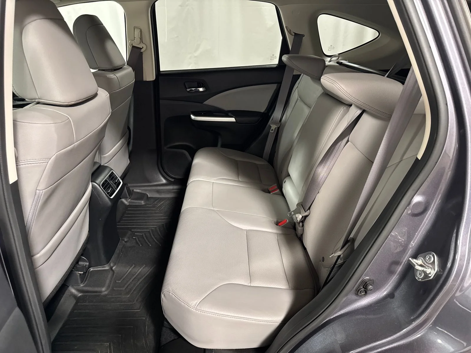 Certified Used 2016 Modern Steel Metallic Honda Touring image 5