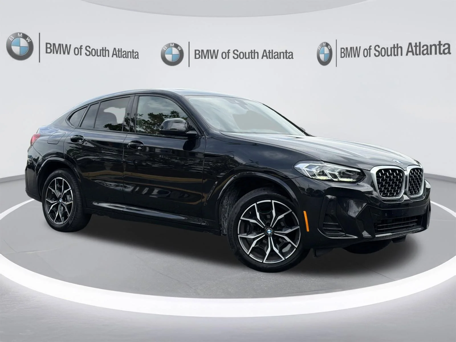 Certified Used 2025 Black Sapphire Metallic BMW xDrive30i image 2